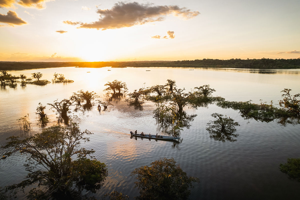 cuyabeno tour wildlife reserve amazonas travel ecuador