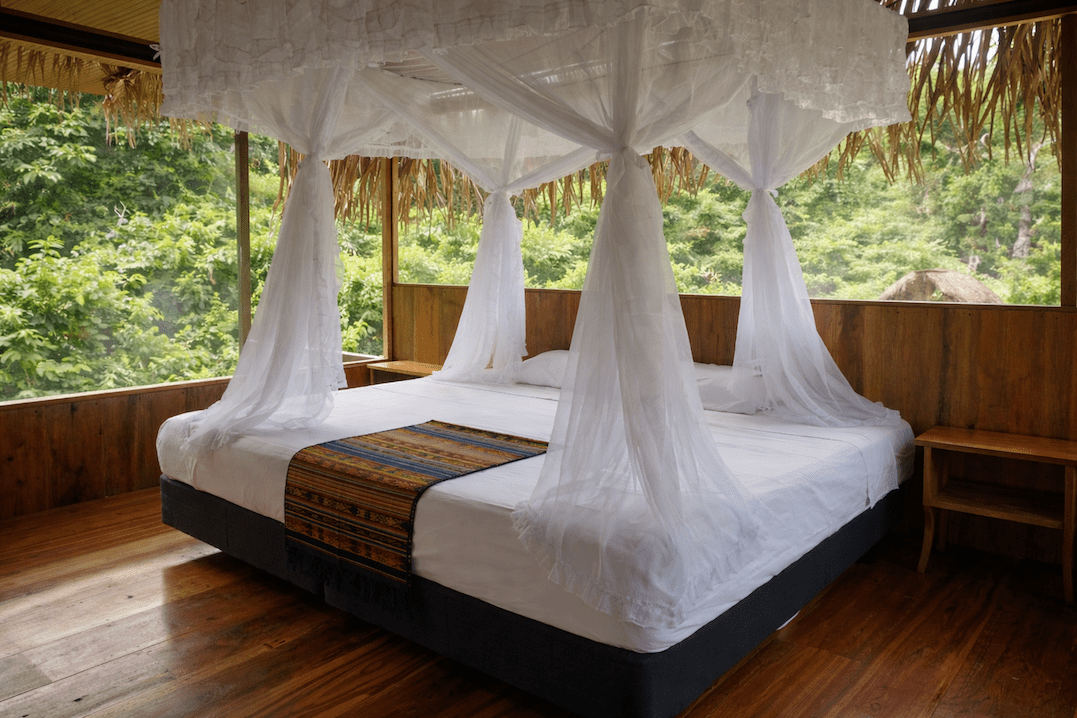 suite-couple-romantic-honeymoon-private-jungle-view-tucan-cuyabeno-lodge
